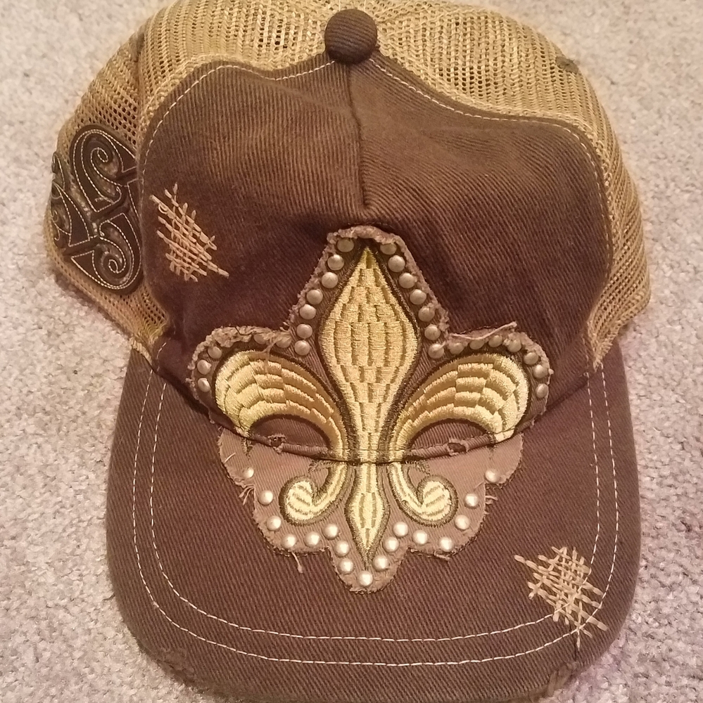Sinful hat